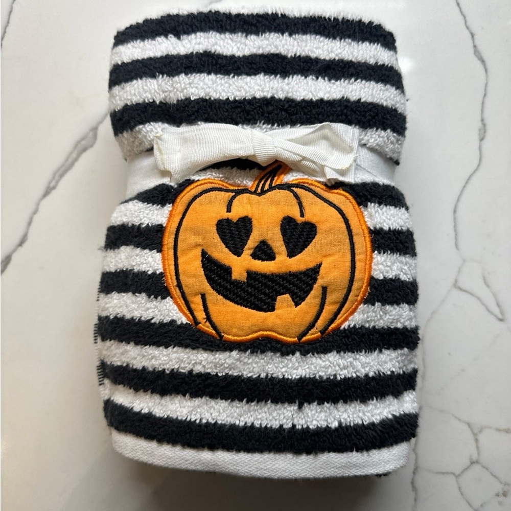 Betsy Johnson striped pumpkin hand towels